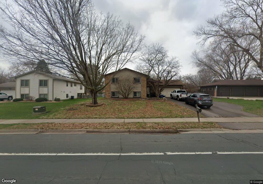 6589 E Fish Lake Rd, Maple Grove, MN 55369 - photo 1