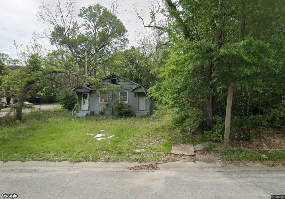 112 4th St SW, Moultrie, GA 31768 - photo 1
