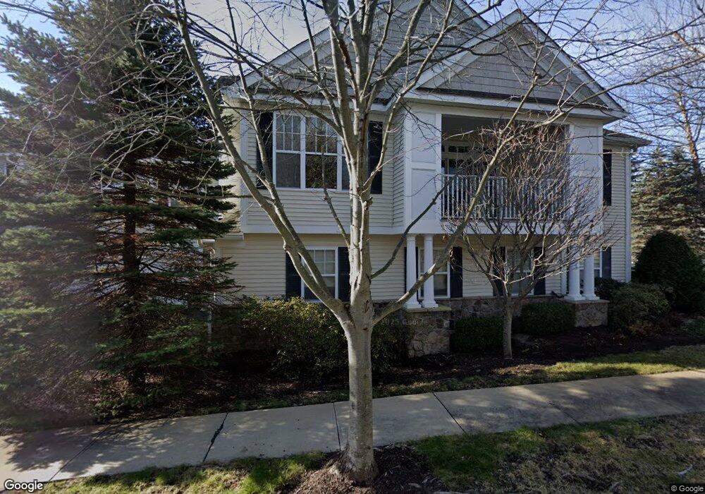 72 Suzie Dr, Newtown, CT 06470 - photo 1