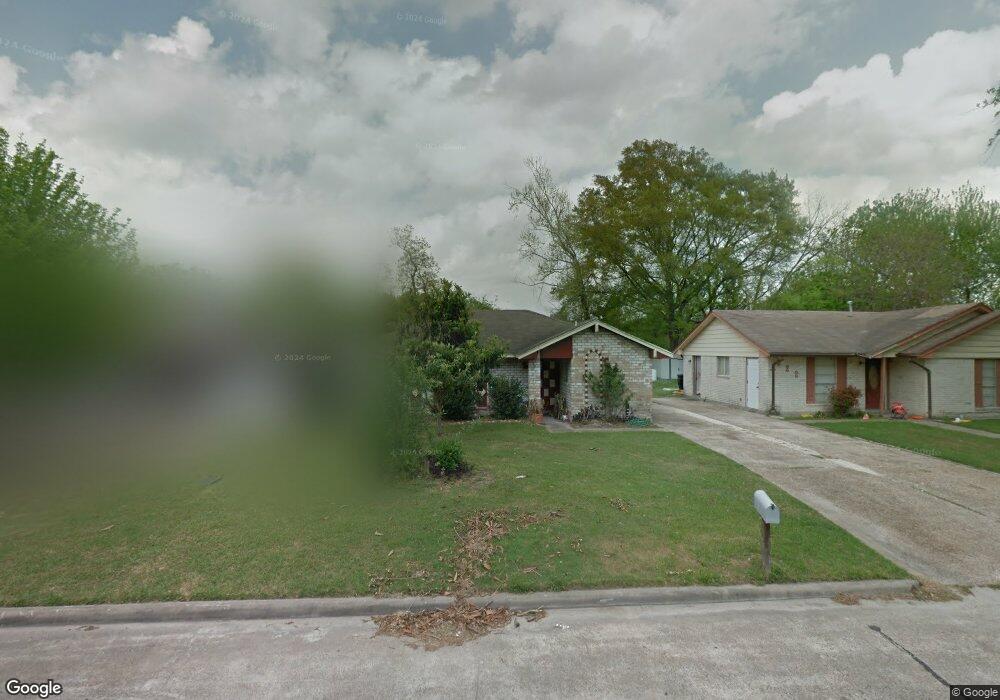 826 Ellington St, Houston, TX 77088 - photo 1
