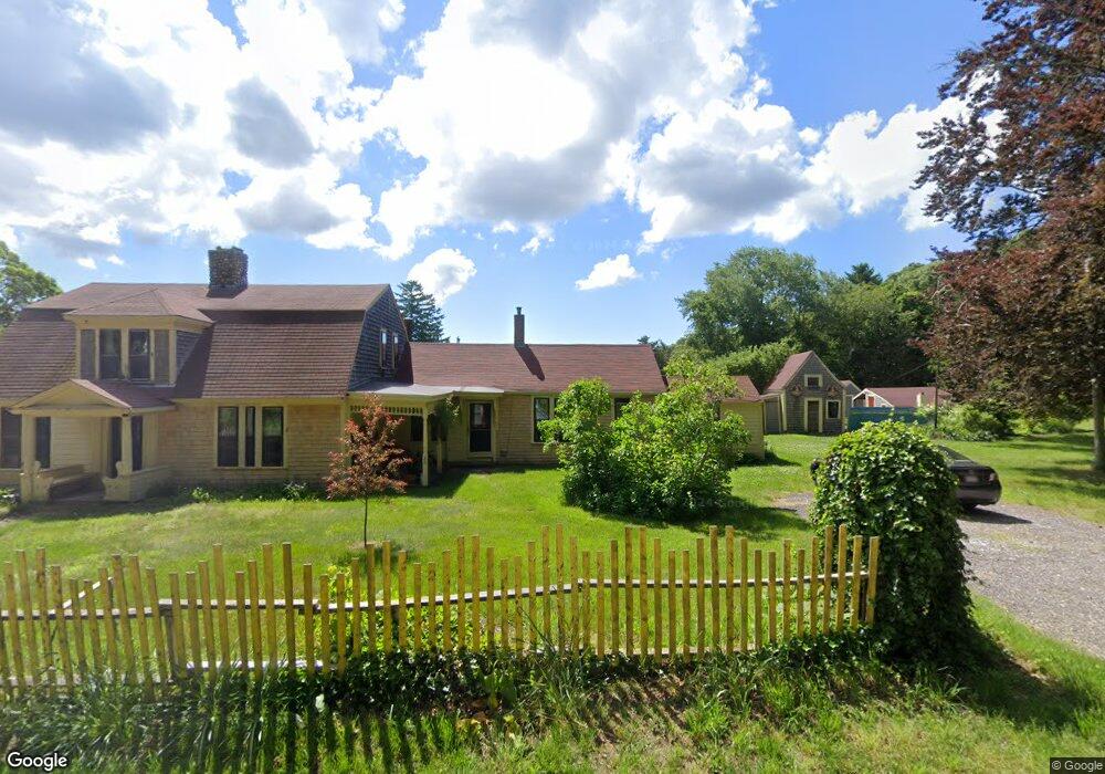 292 Maple St, West Barnstable, MA 2668 - photo 1