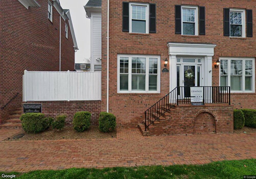 955 Powhatan St, Alexandria, VA 22314 - photo 1