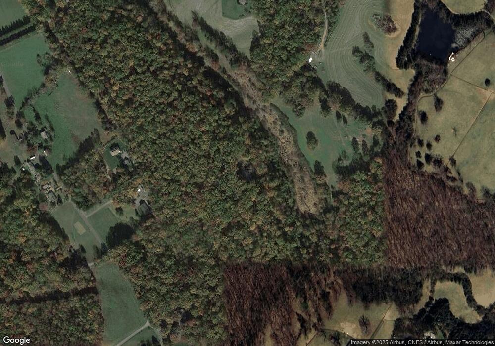 2637 Lake Albemarle Rd, Charlottesville, VA 22901 - photo 1