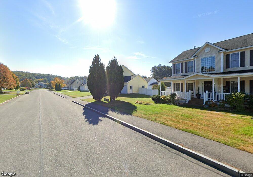 61 Glen Bloom Dr, Manchester, NH 03109 - photo 1