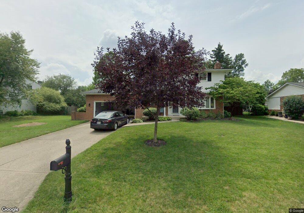 5975 Winstead Rd, Columbus, OH 43235 - photo 1