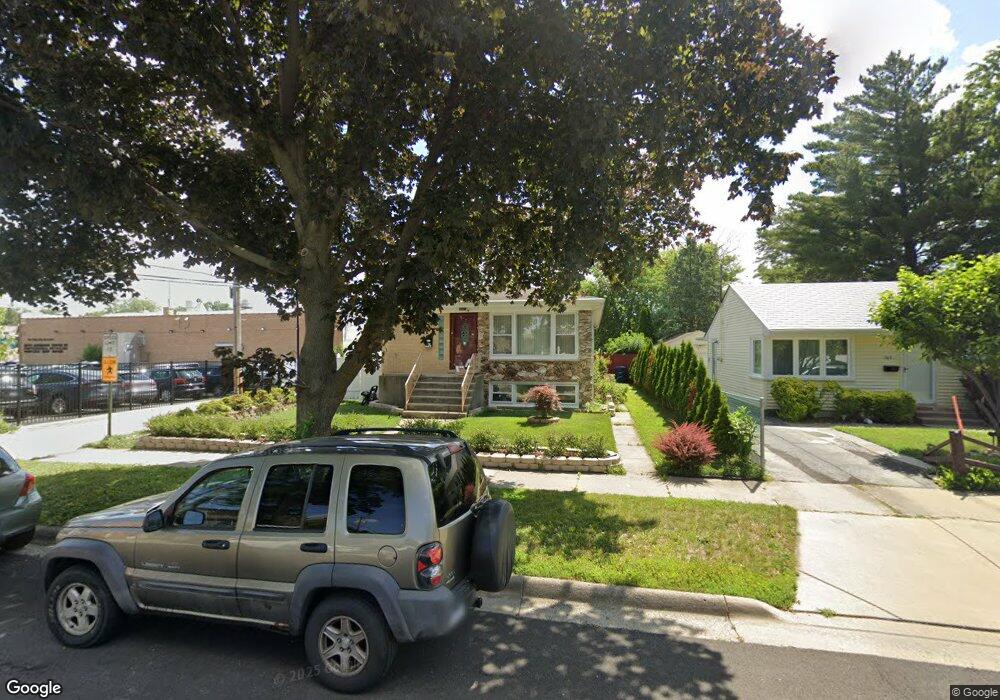 1627 S Cora St, Des Plaines, IL 60018 - photo 1