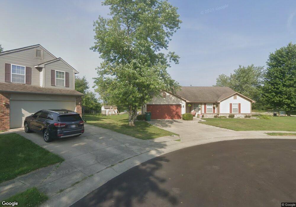 1557 Thunderbird Ct, Franklin, IN 46131 - photo 1