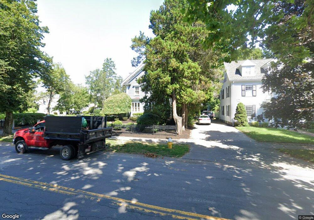 4 Leavitt St, Hingham, MA 02043 - photo 1