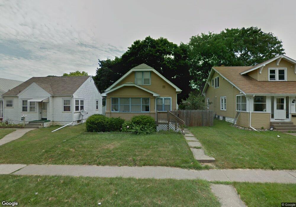 2019 N Fillmore St, Davenport, IA 52804 - photo 1
