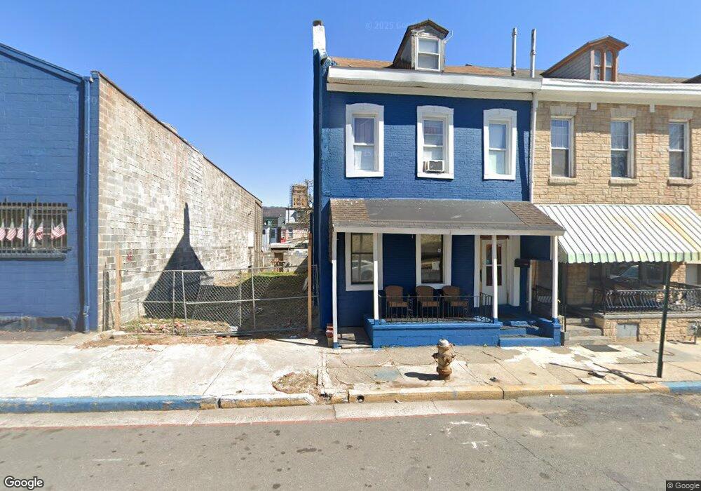 233 N 3rd St, Reading, PA 19601 - photo 1