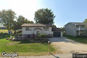 408 E Centre St, Garnavillo, IA 52049