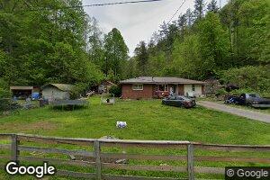1822 Short Creek Rd, Hyden, KY 41749