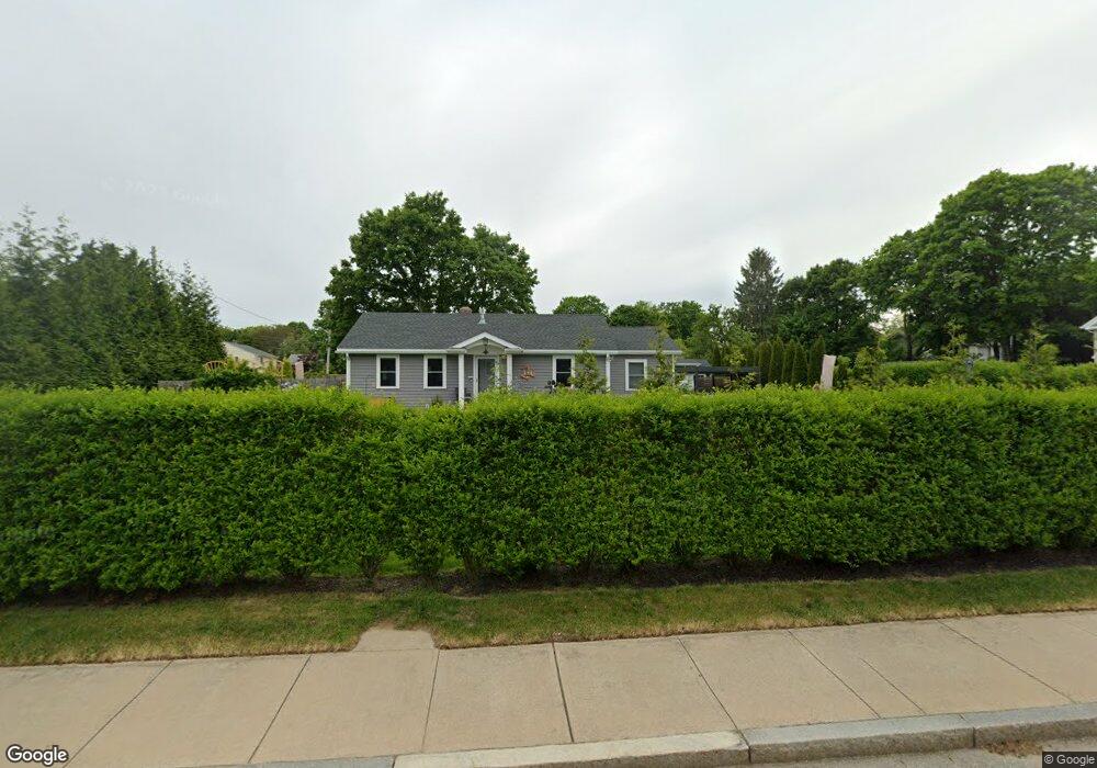 35 East Ave, Westerly, RI 02891 - photo 1