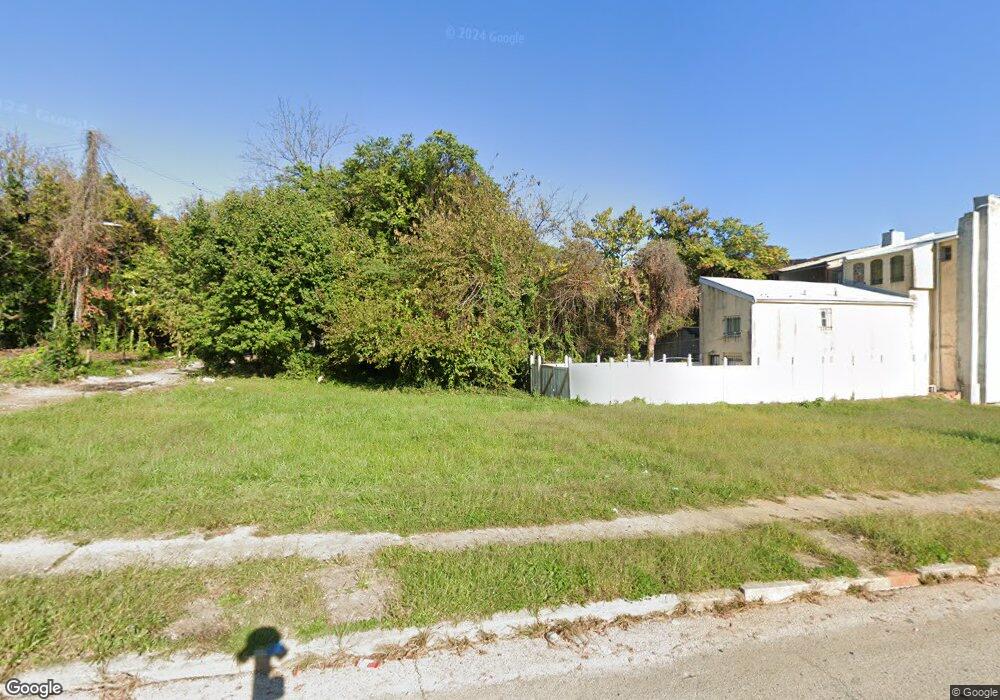 620 W Lafayette Ave, Baltimore, MD 21217 - photo 1