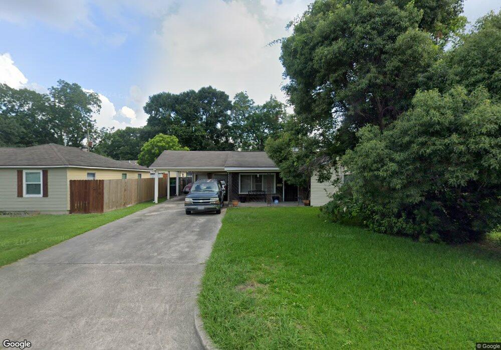 7729 Moline St, Houston, TX 77087 - photo 1