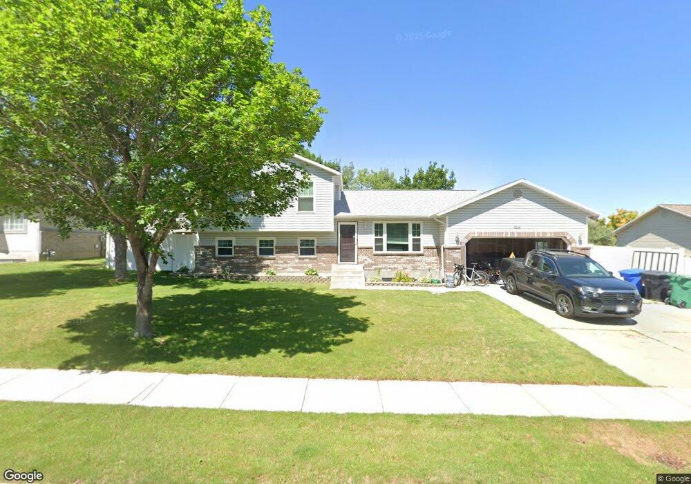 9266 S Teton Estates Dr, West Jordan, UT 84088 - photo 1