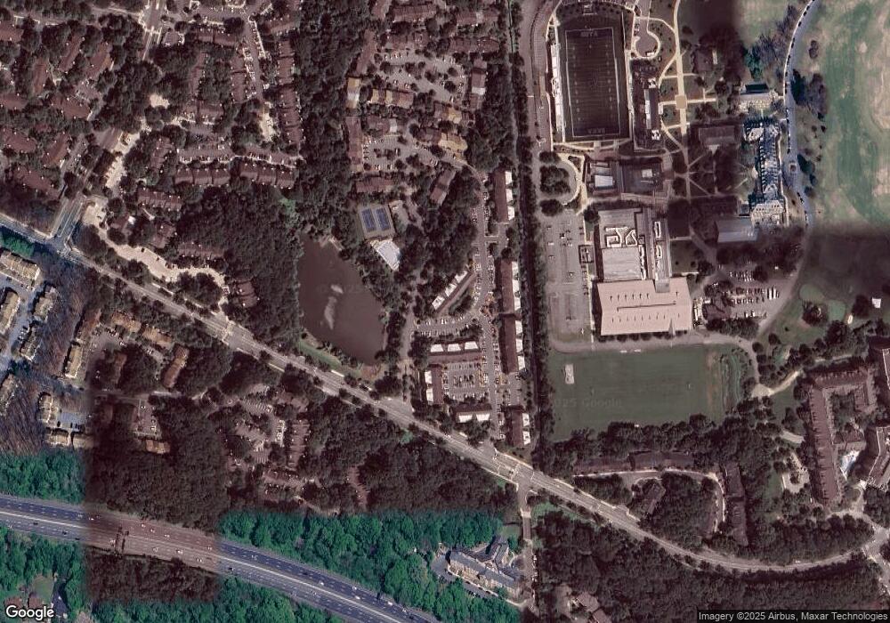 5700 Brewer House Cir unit T111, Rockville, MD 20852 - photo 1