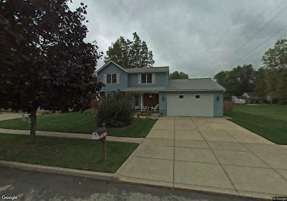 951 Remington Dr, North Tonawanda, NY 14120 - photo 1