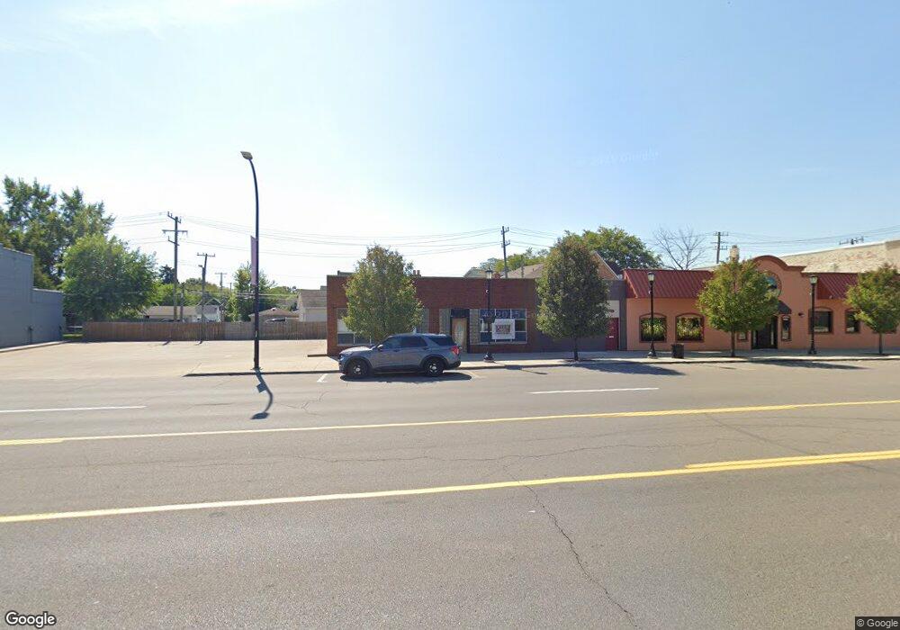 15118 Mack Ave, Grosse Pointe Park, MI 48230 - photo 1