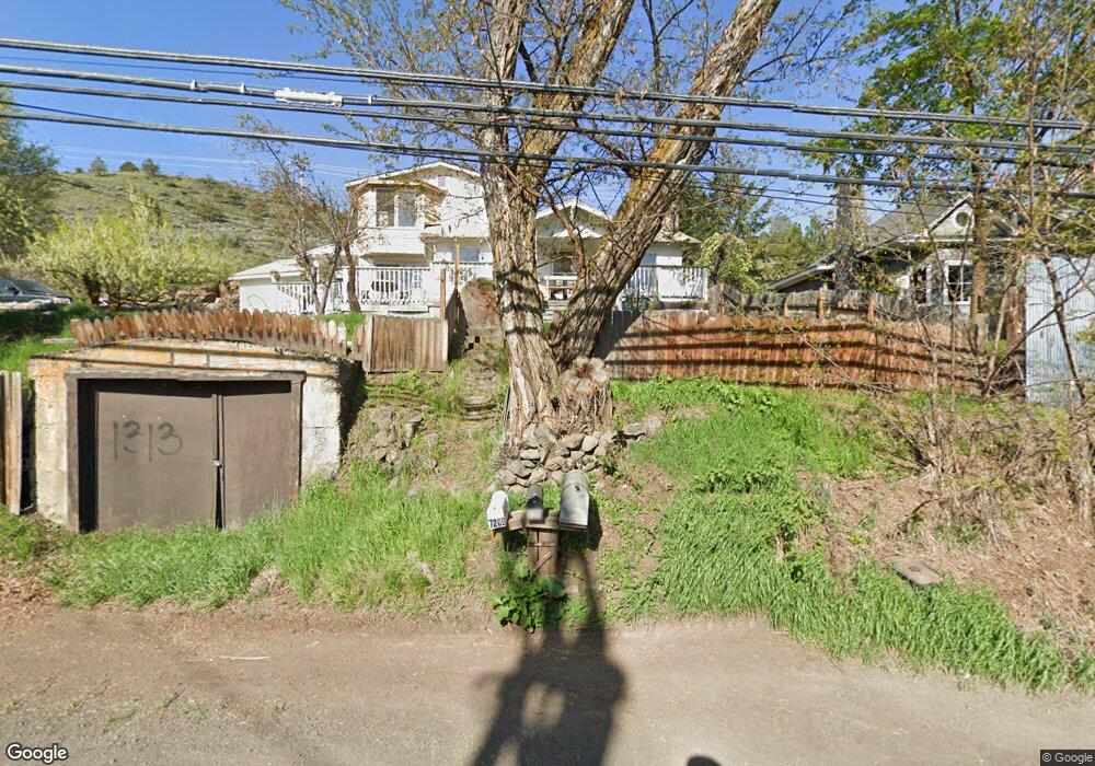 720 Riverside Dr, Klamath Falls, OR 97601 - photo 1