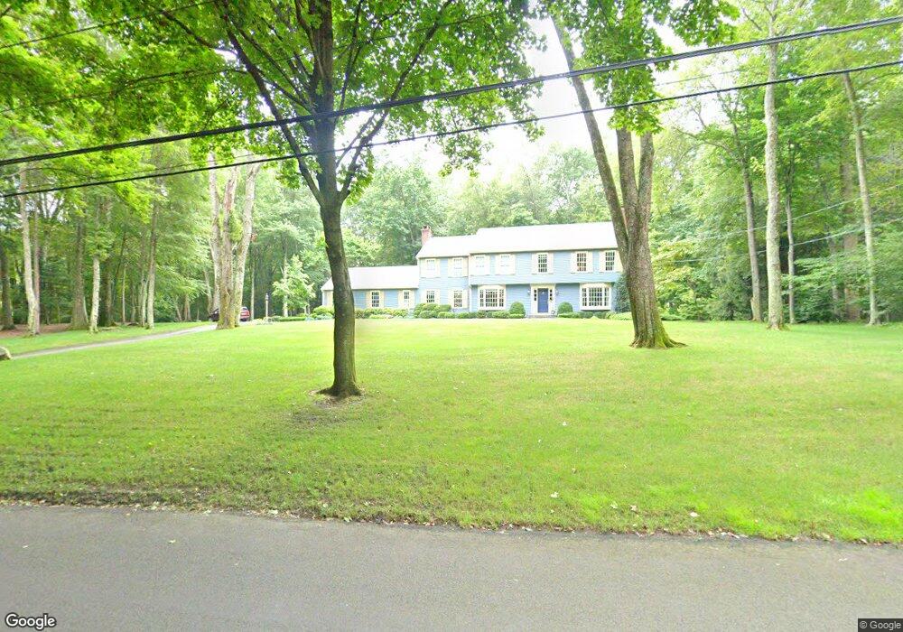 175 Hemlock Hills Rd N, Fairfield, CT 06824 - photo 1