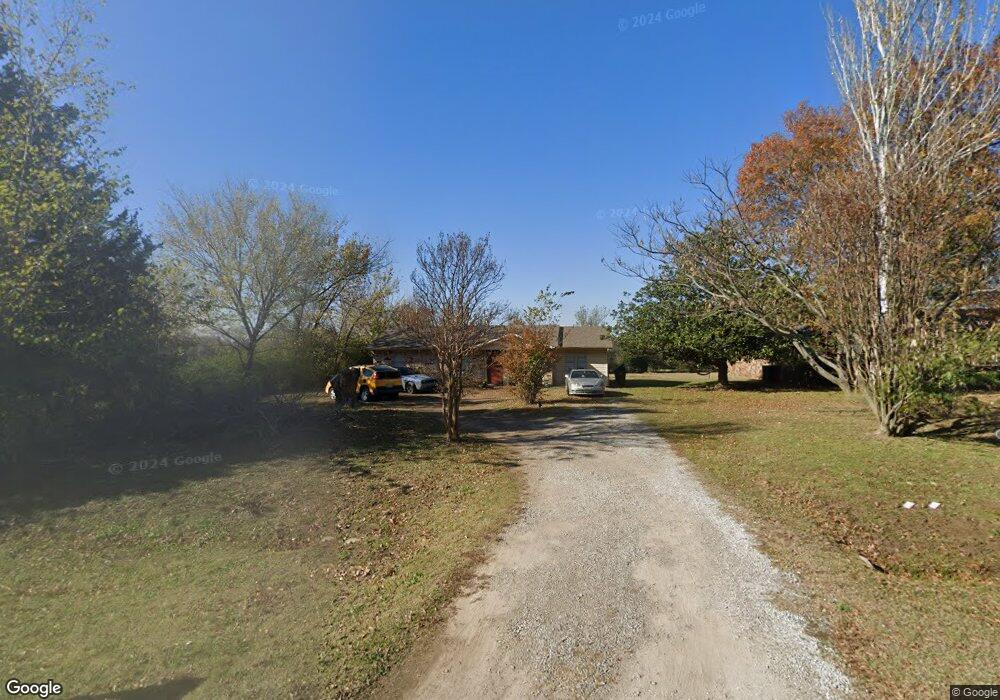 1203 N 8th St, Henryetta, OK 74437 - photo 1