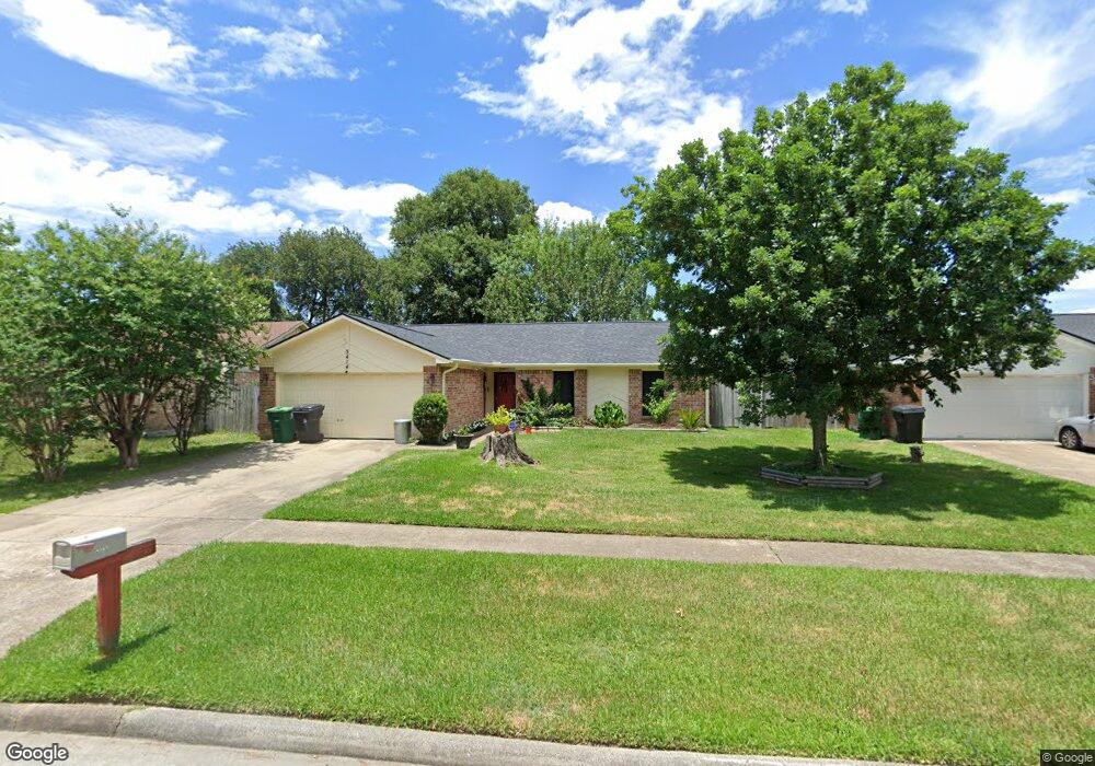3414 Pine Ridge Ln, Houston, TX 77088 - photo 1