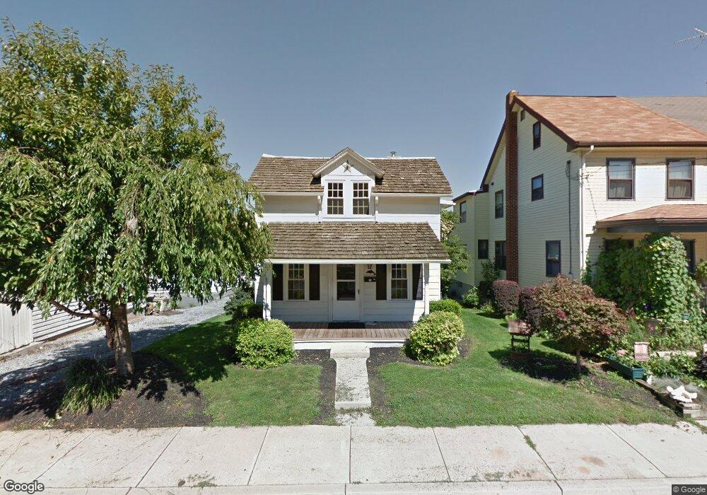 305 Prospect St, New Holland, PA 17557 - photo 1