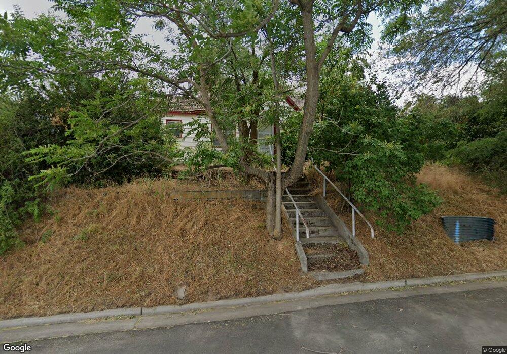 214 SE Isaac Ave, Pendleton, OR 97801 - photo 1