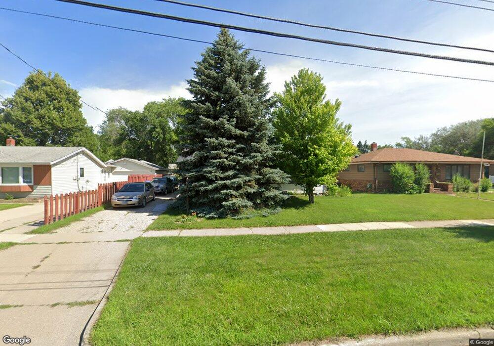 1809 14th Ave S, Fargo, ND 58103 - photo 1