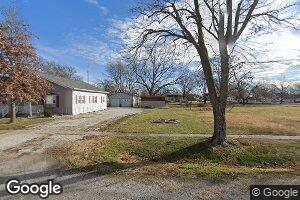 240 N Main St, Hoyleton, IL 62803