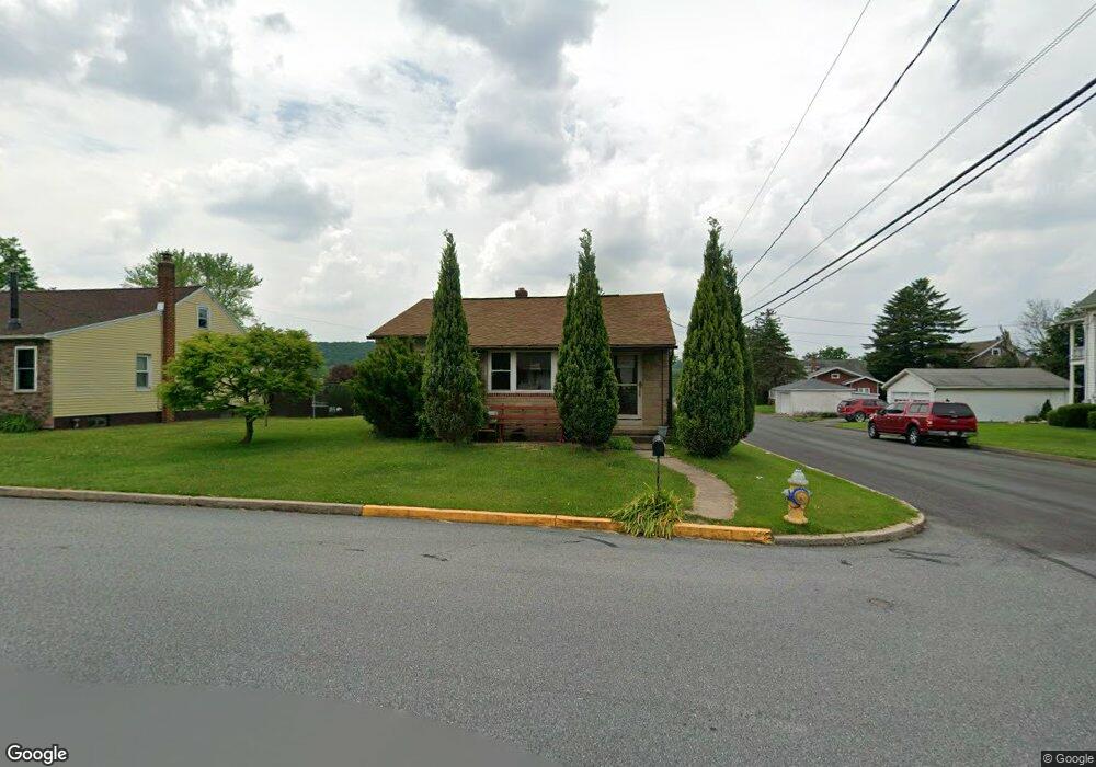 300 Williams Ave, Walnutport, PA 18088 - photo 1