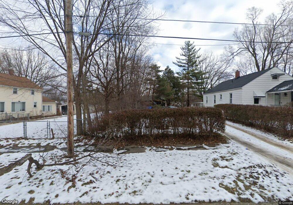 983 Hammond Ave, Flint, MI 48503 - photo 1