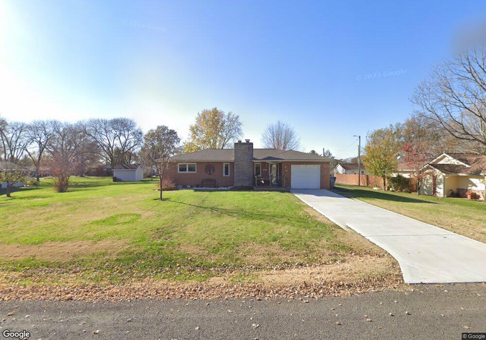 1013 Jacquelyn Ct, Maryville, IL 62062 - photo 1