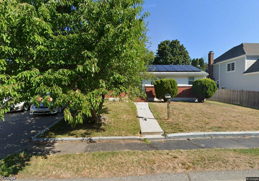 103 Jarvis Cir, Needham, MA 02492 - photo 1