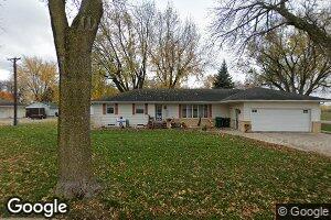 281 Rosalie Ave W, Winsted, MN 55395
