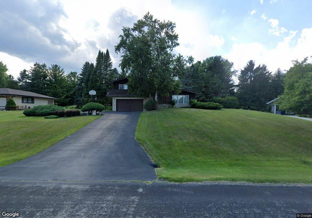W257N5743 North Hill Dr, Sussex, WI 53089 - photo 1