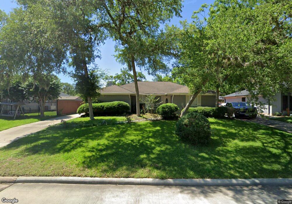 5410 Abercreek Ave, Friendswood, TX 77546 - photo 1
