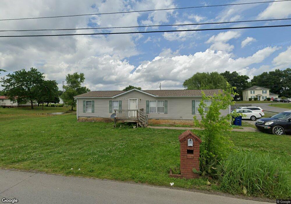 300 Quarry St, Shelbyville, TN 37160 - photo 1