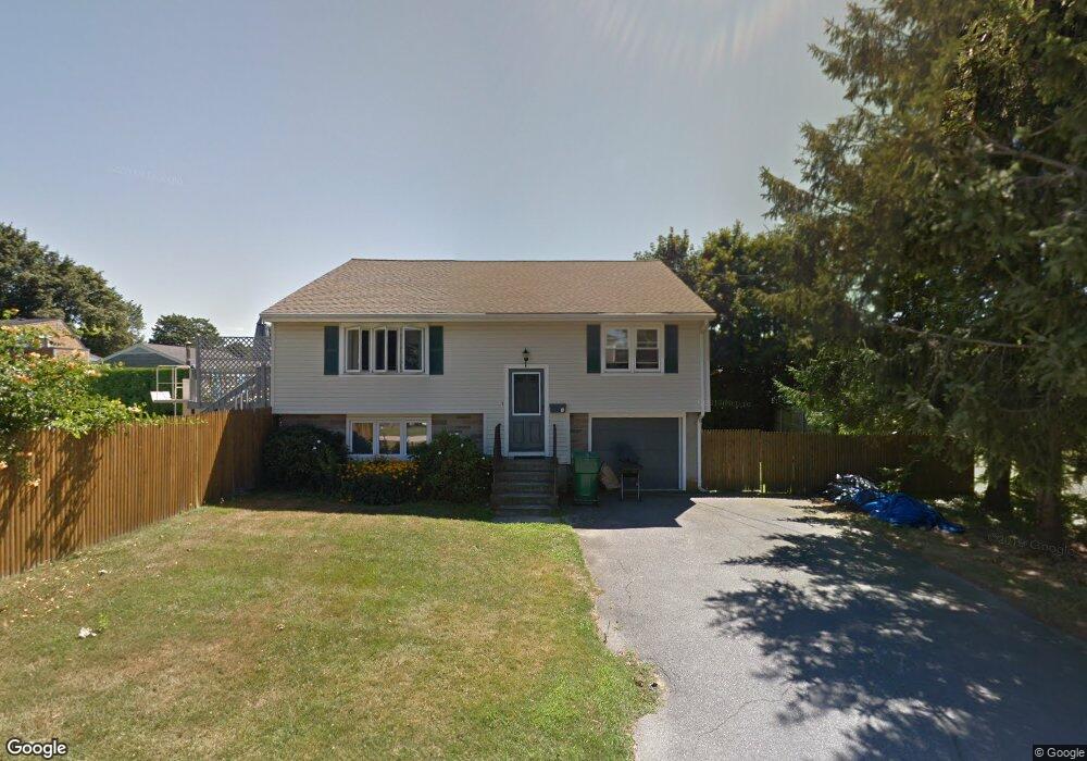 7 Kyle Terrace, Newport, RI 02840 - photo 1