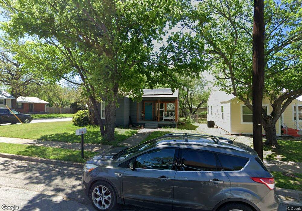 501 Harcourt St, Weatherford, TX 76086 - photo 1