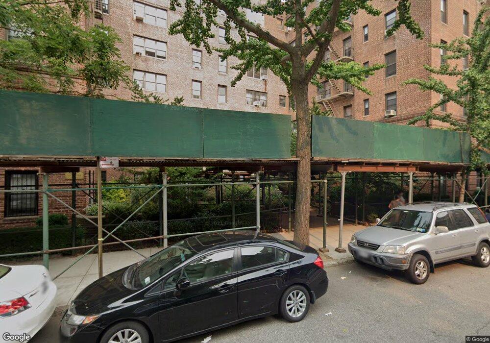 67-35 Yellowstone Blvd unit 2H, Forest Hills, NY 11375 - photo 1