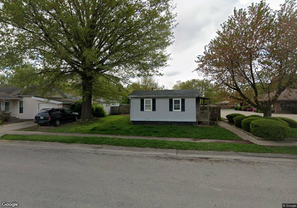 408 N Chicago St, Lincoln, IL 62656 - photo 1