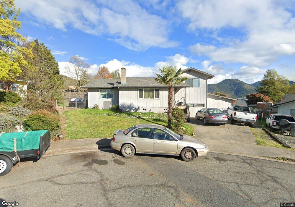 1481 NE Grable Dr, Grants Pass, OR 97526 - photo 1