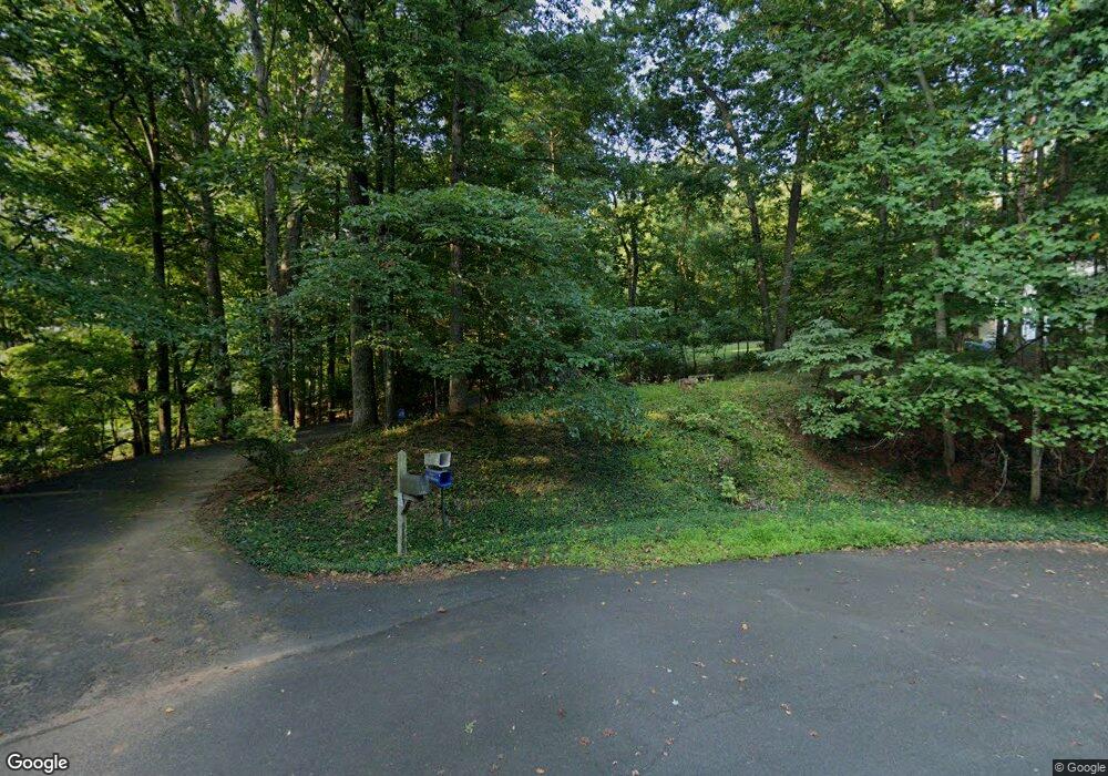 5309 Forrest Ct, Warrenton, VA 20187 - photo 1