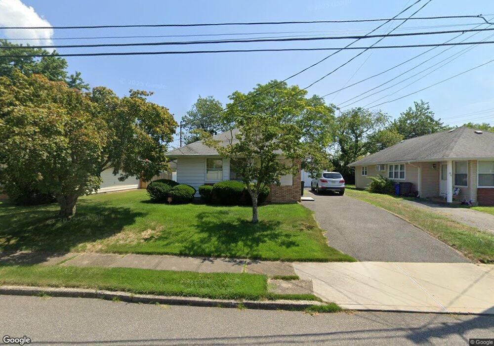 76 Berkshire Ct, Toms River, NJ 08753 - photo 1