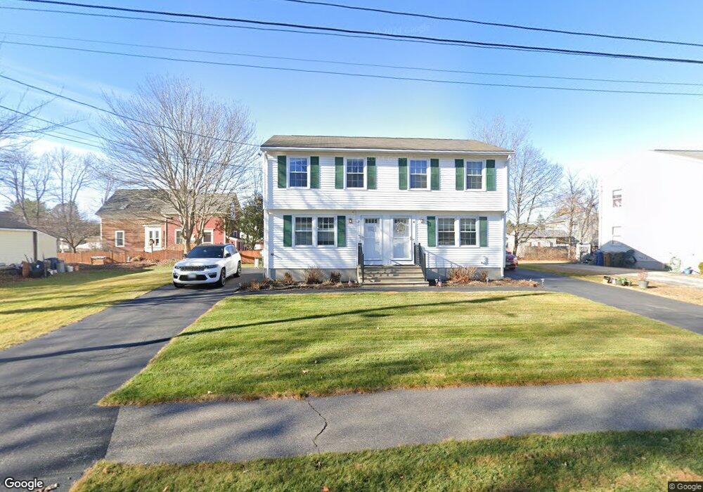 2 Oakwood Dr, Saco, ME 04072 - photo 1