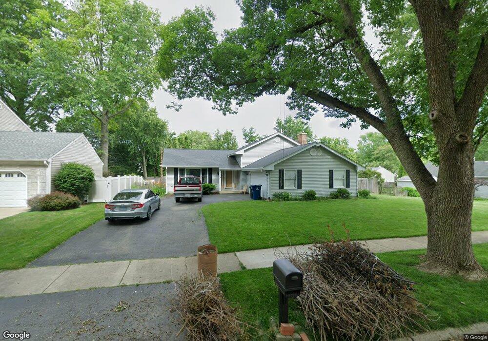 1832 Clyde Dr, Naperville, IL 60565 - photo 1