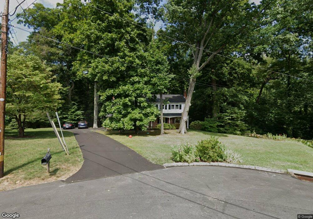 101 Waterford Cir, Wallingford, PA 19086 - photo 1