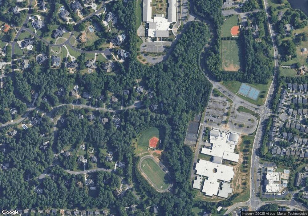 555 Abernathy Oaks Way, Alpharetta, GA 30004 - photo 1